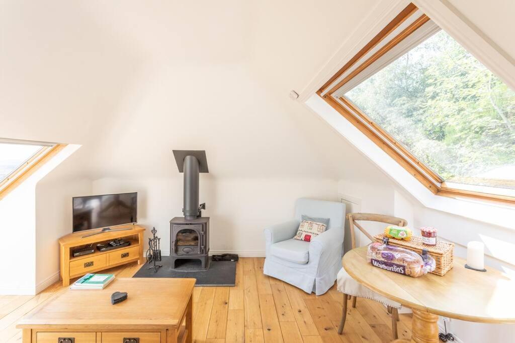 The Mews - A Cottage With A Spectacular Lake View Port Of Menteith Dış mekan fotoğraf