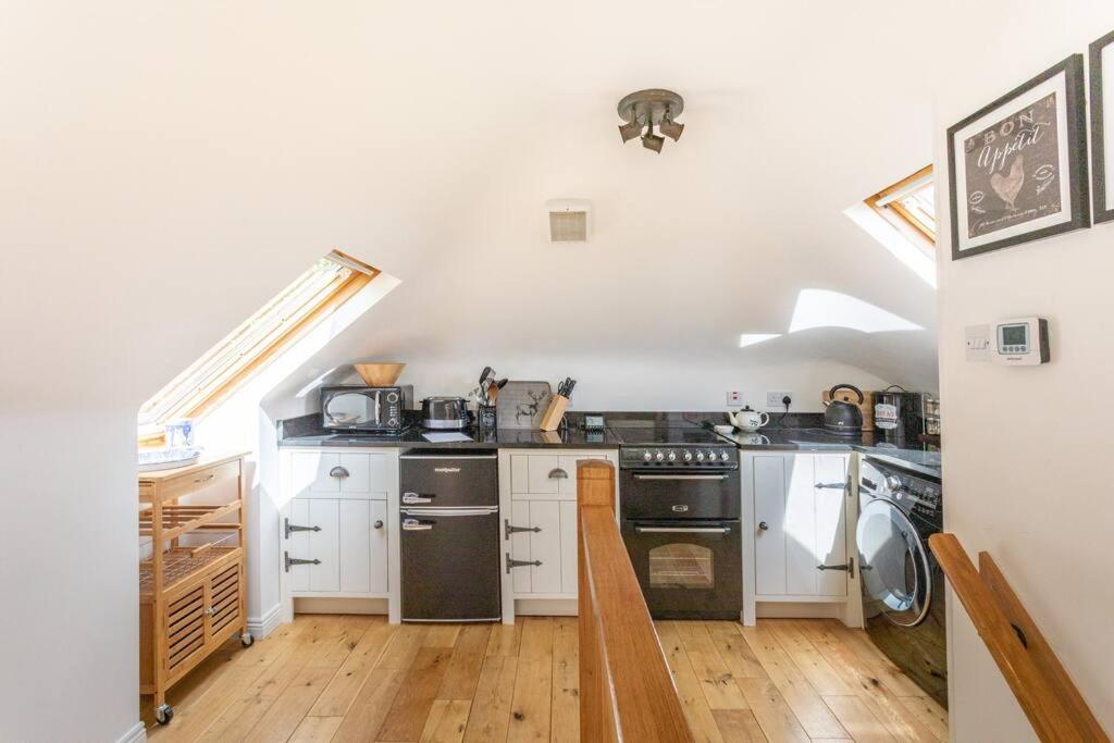 The Mews - A Cottage With A Spectacular Lake View Port Of Menteith Dış mekan fotoğraf