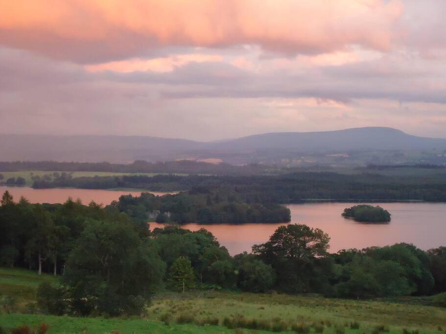 The Mews - A Cottage With A Spectacular Lake View Port Of Menteith Dış mekan fotoğraf